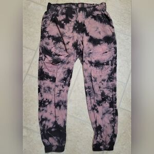 Young, Fabulous, & Broke Black & Dark Pinkish Purple Tie Dye Cargo Joggers Sz L